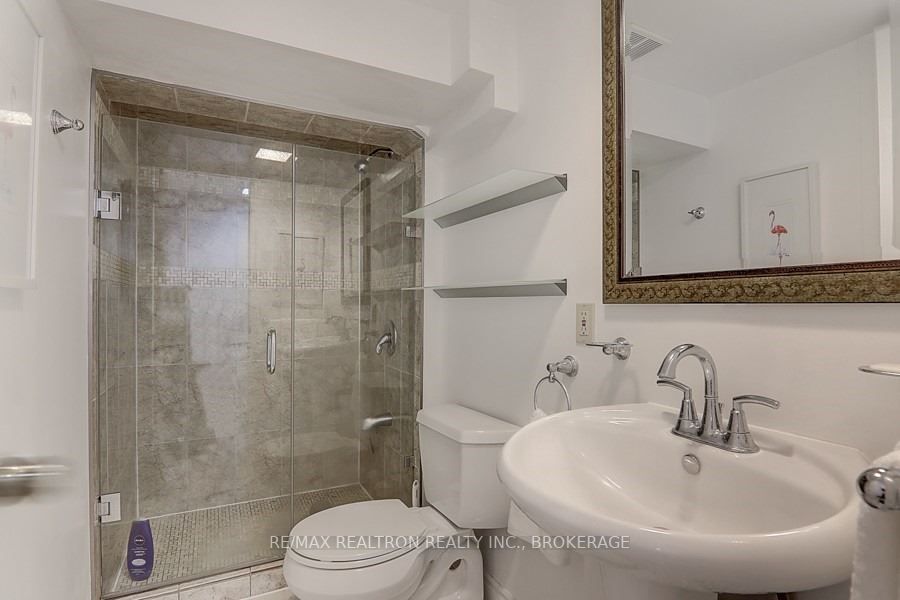 223 Willowdale Ave