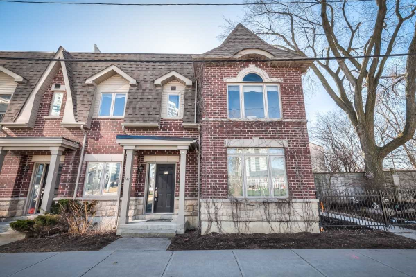 547 Shuter St, Toronto