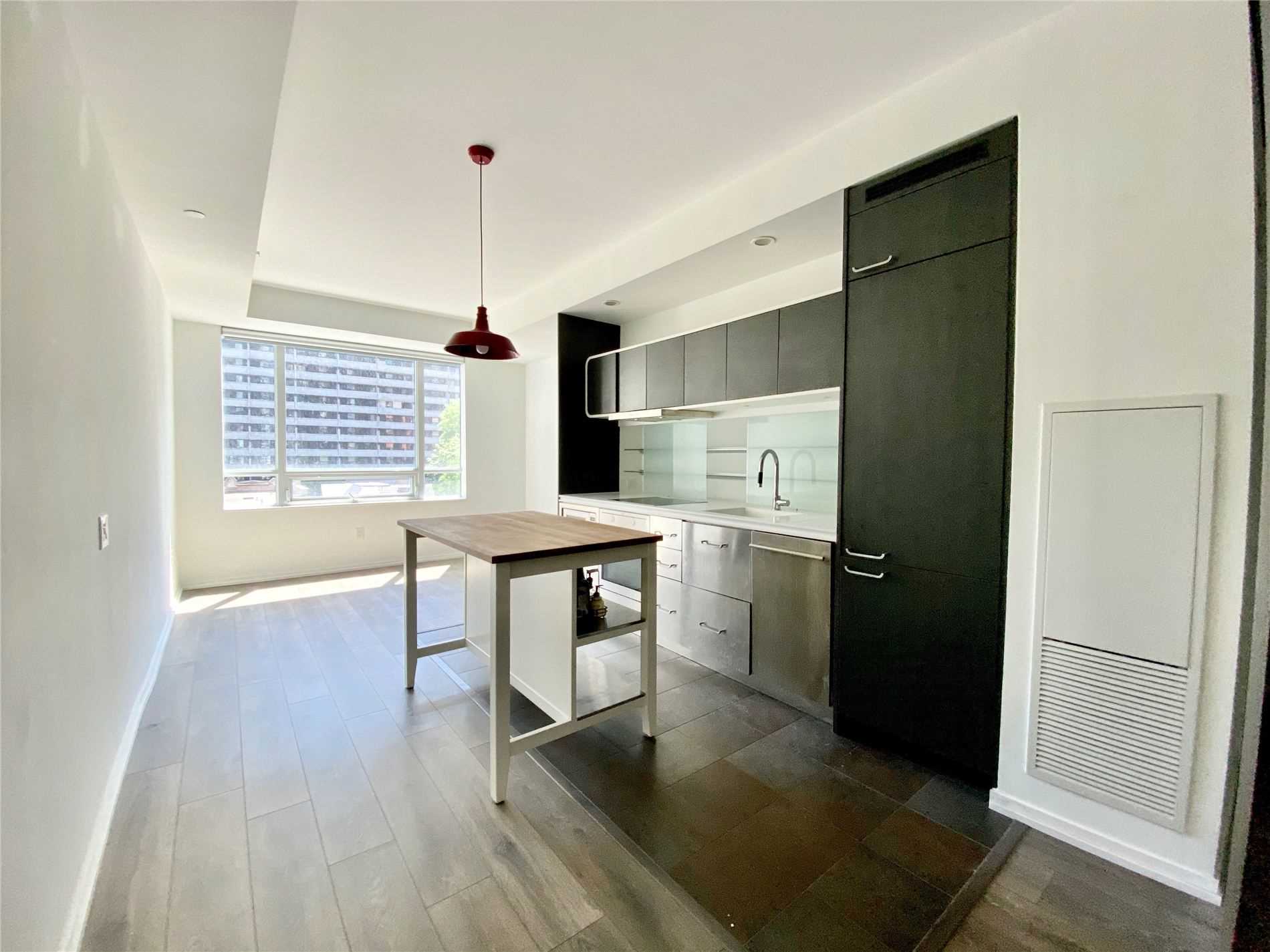 45 Charles St E, #501