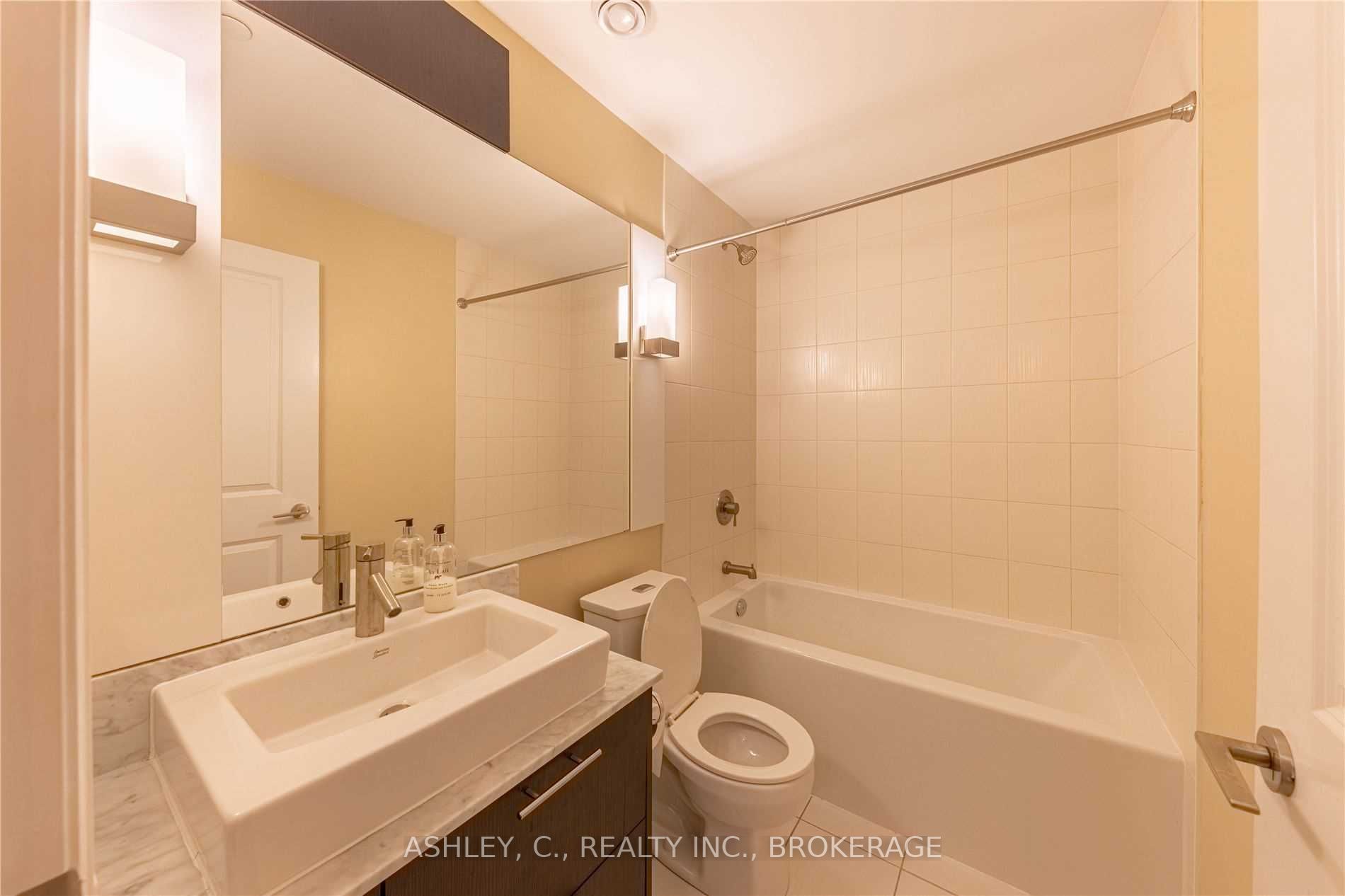Listing C5960121 - Large Photo # 12