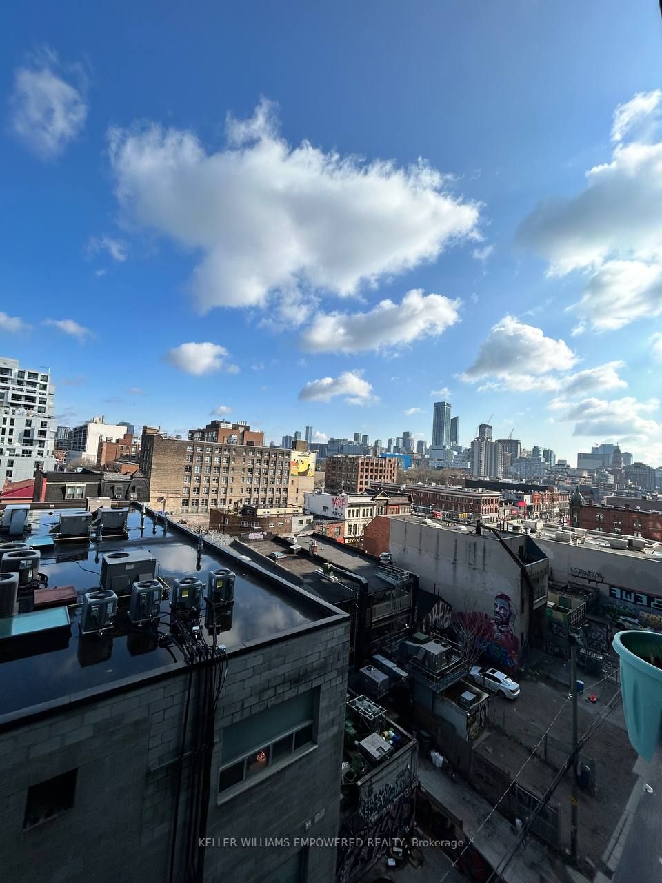 458 Richmond St W, #601