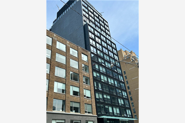 458 Richmond St W, Toronto