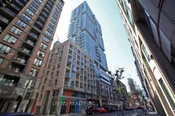 199 Richmond St W, Toronto