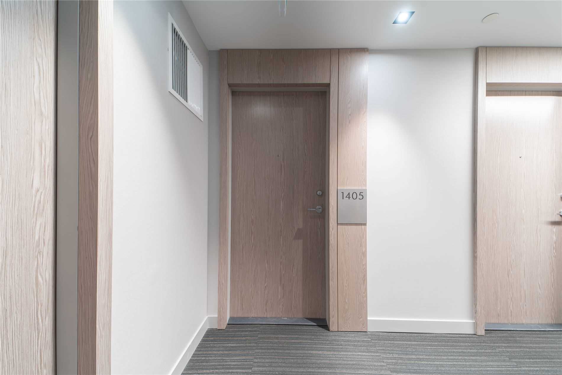 215 Queen St W, #1405