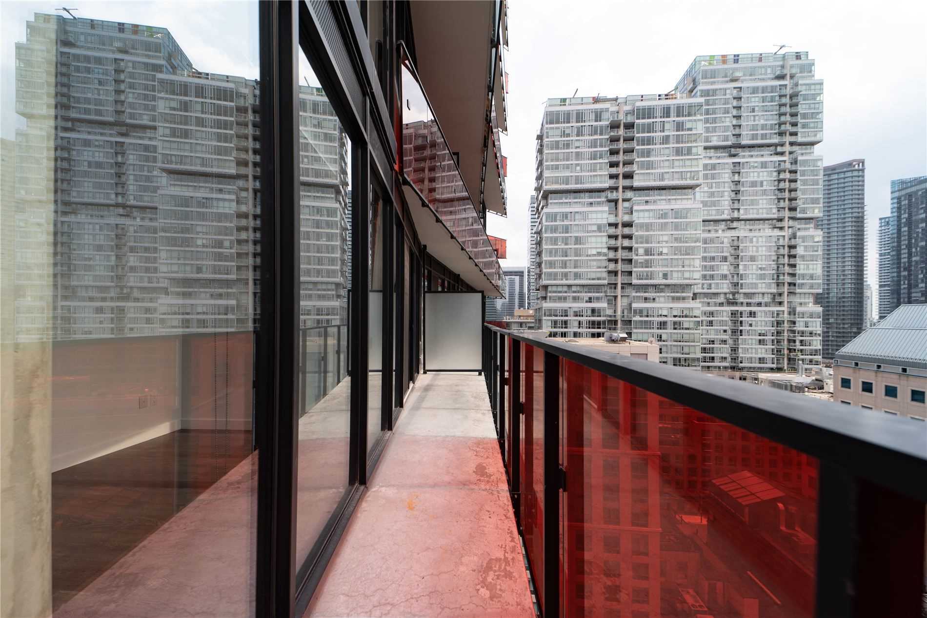 215 Queen St W, #1405