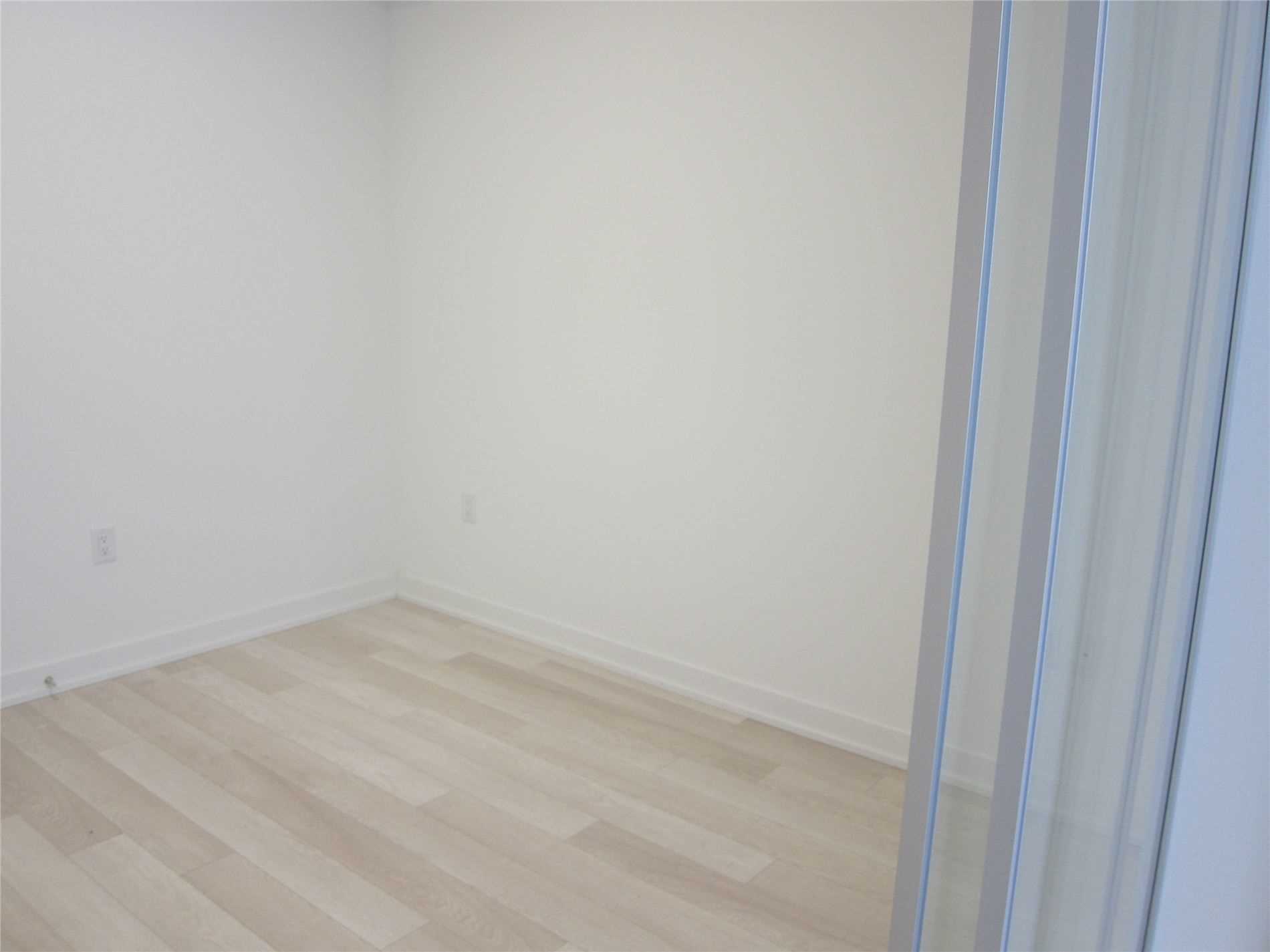 357 King Street W, #706