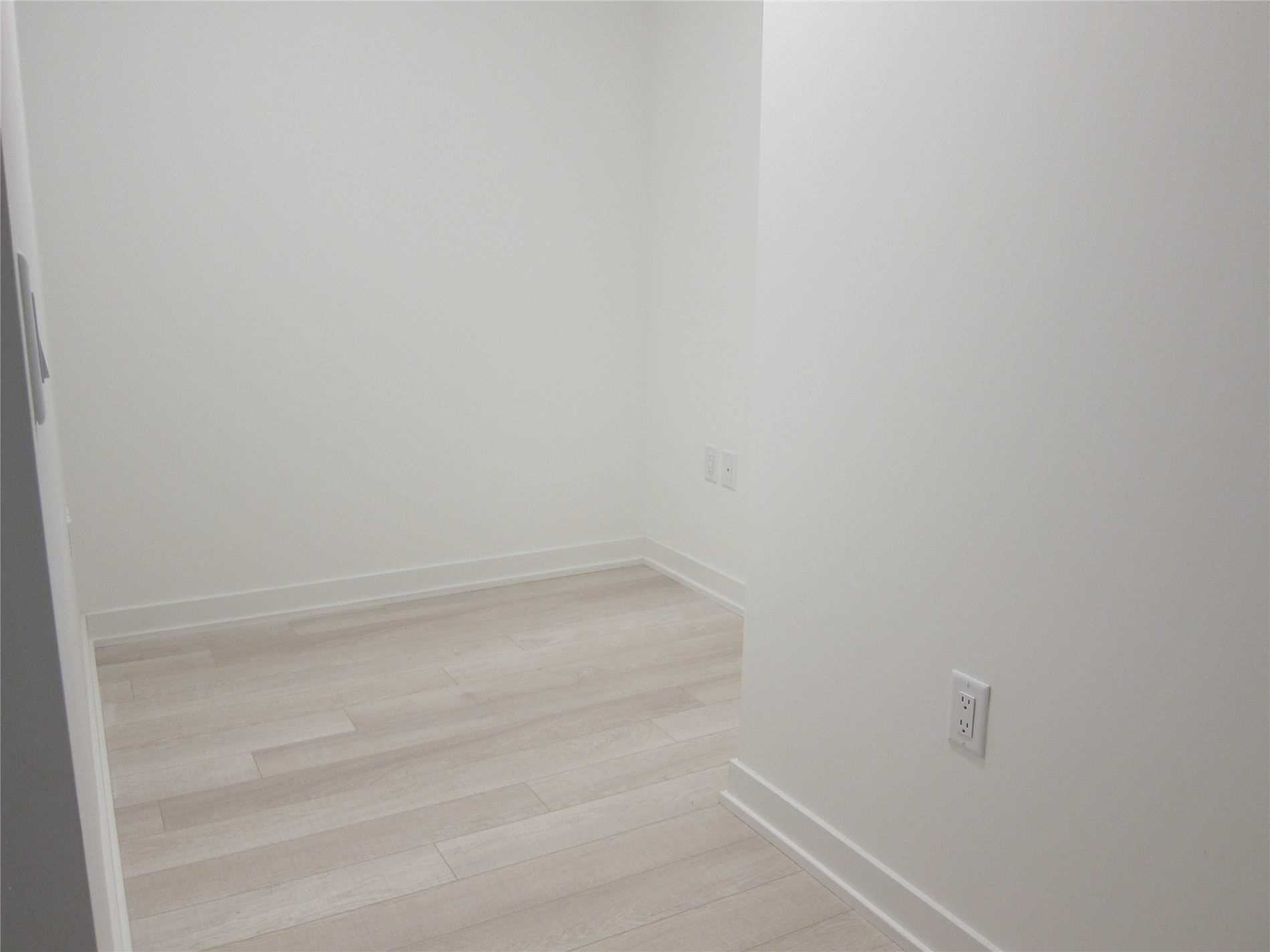 357 King Street W, #706