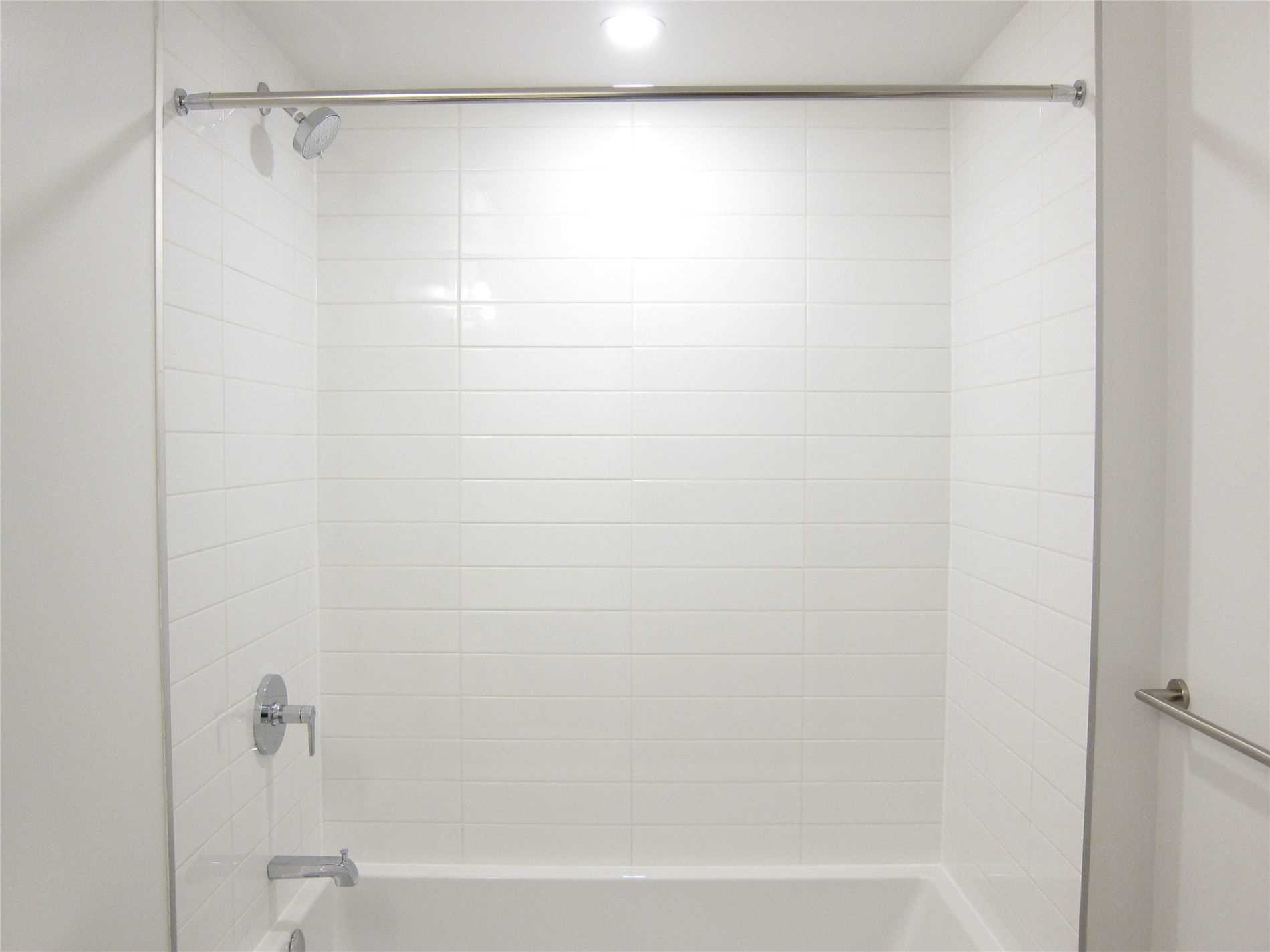 357 King Street W, #706