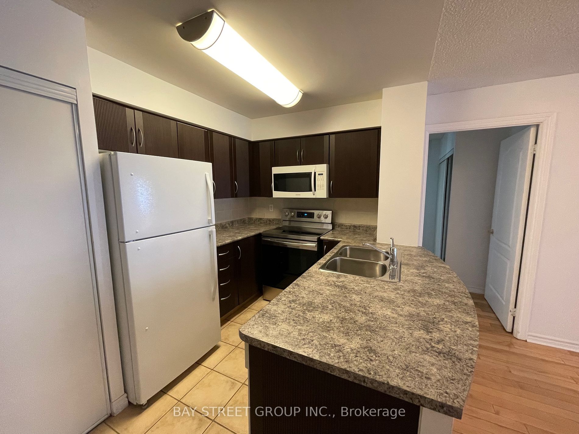 30 Hayden St, #402
