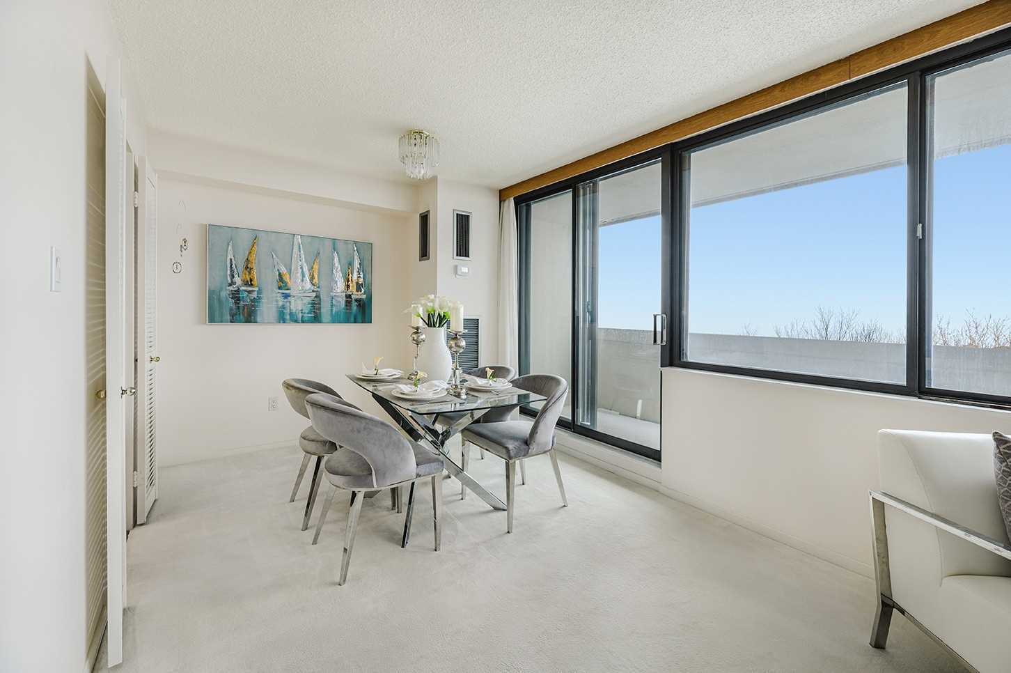 75 Wynford Heights Cres, #906