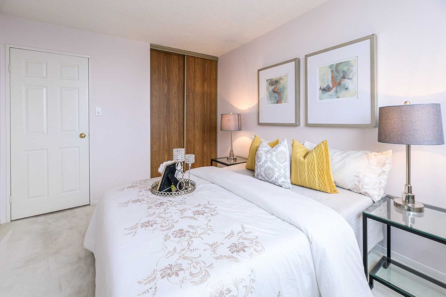 75 Wynford Heights Cres, #906