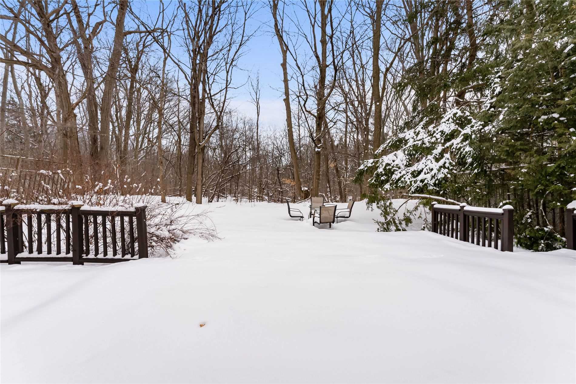 23 Christine Cres