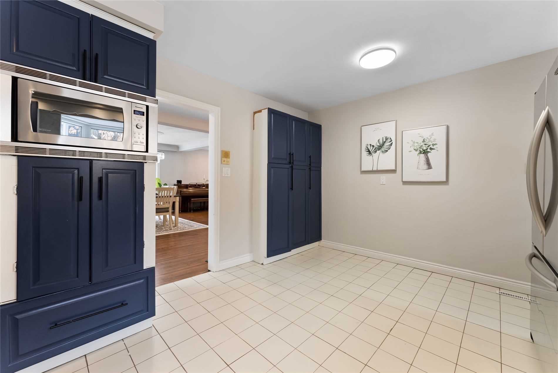 23 Christine Cres