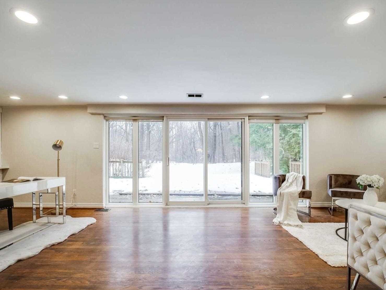 23 Christine Cres
