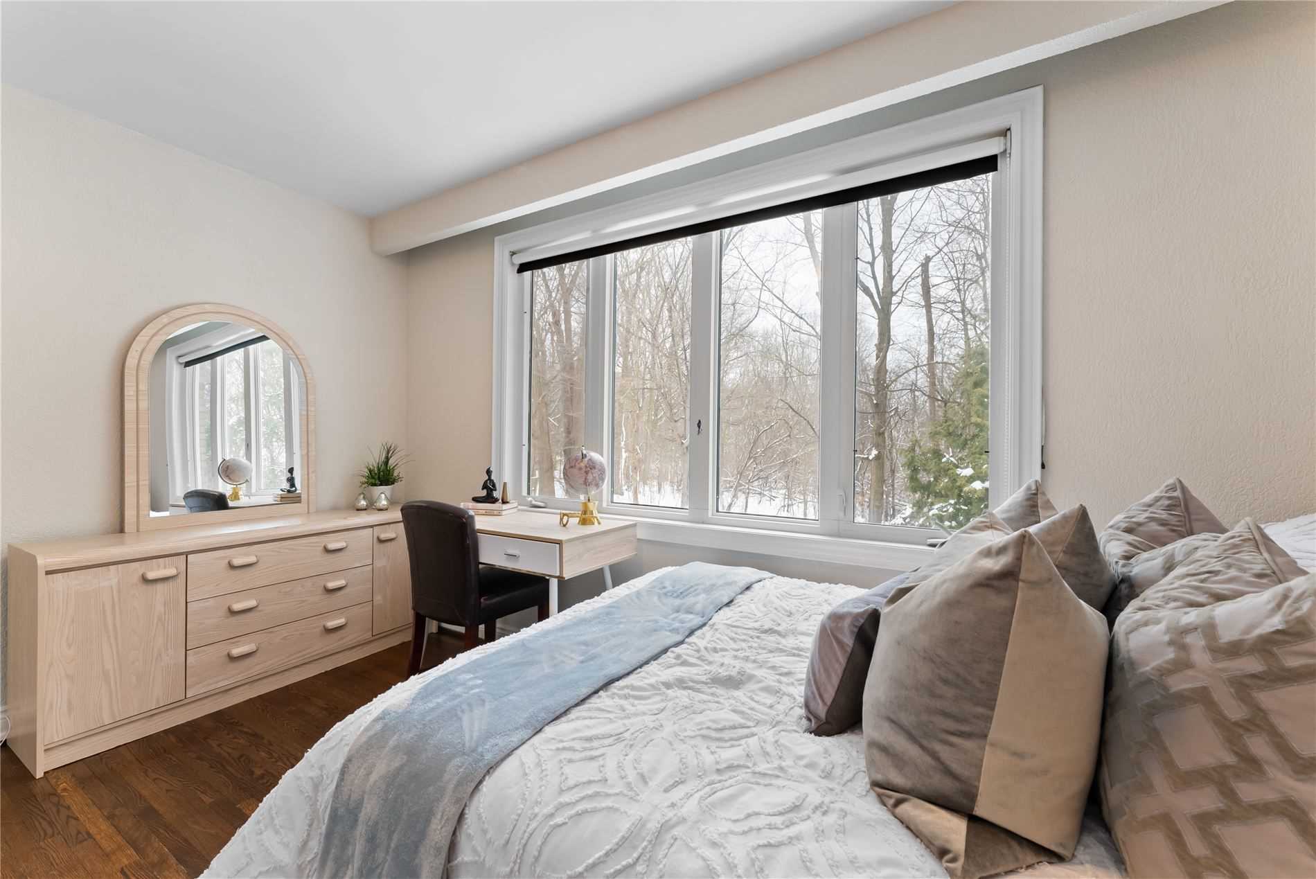 23 Christine Cres