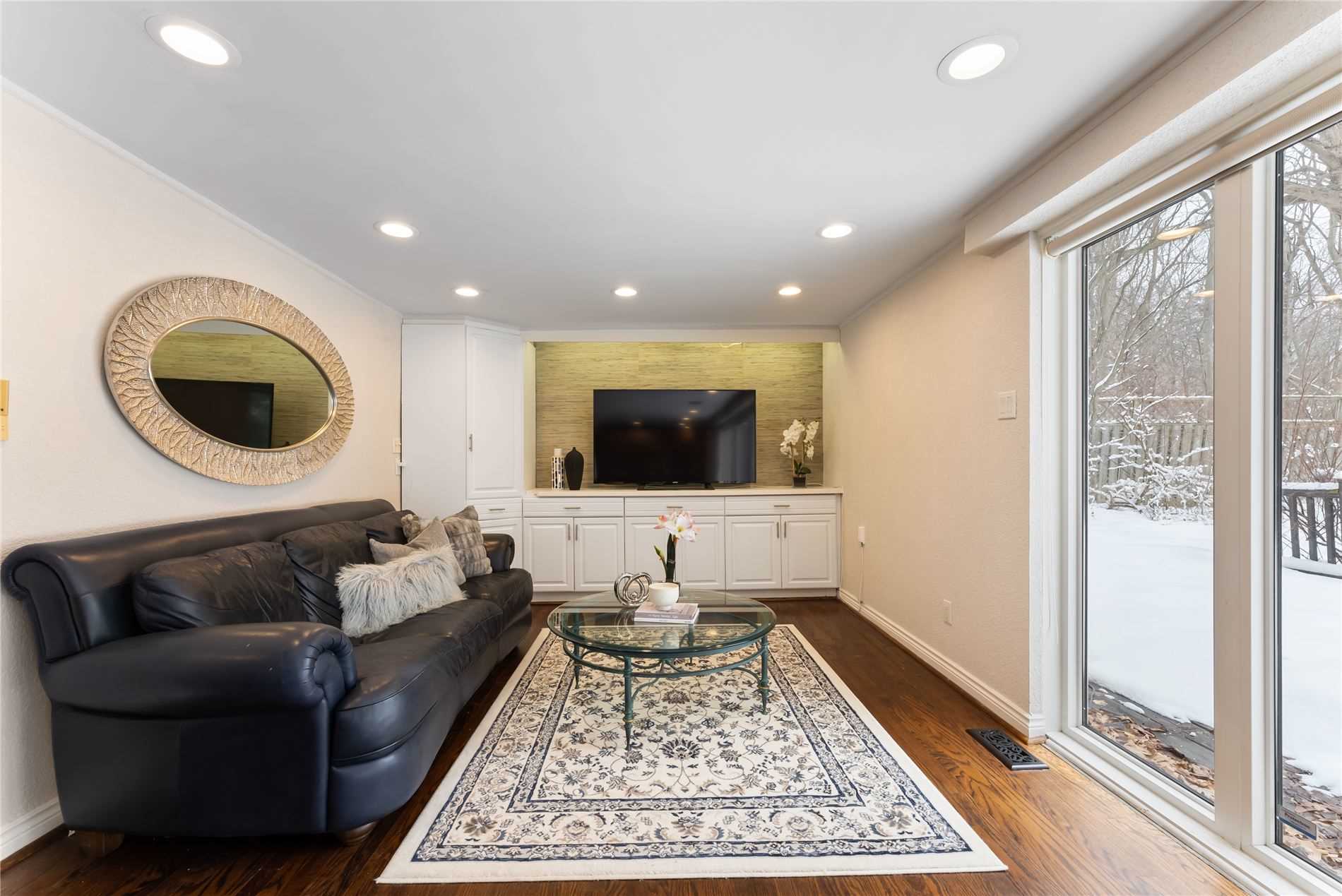 23 Christine Cres
