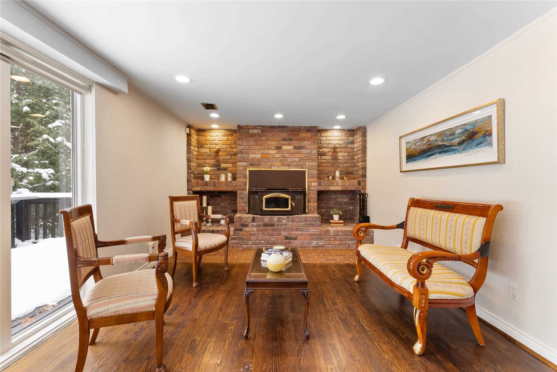 23 Christine Cres