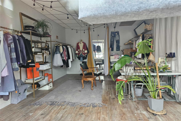 167 Augusta Ave, Toronto