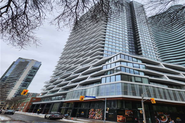 85 Wood St, Toronto