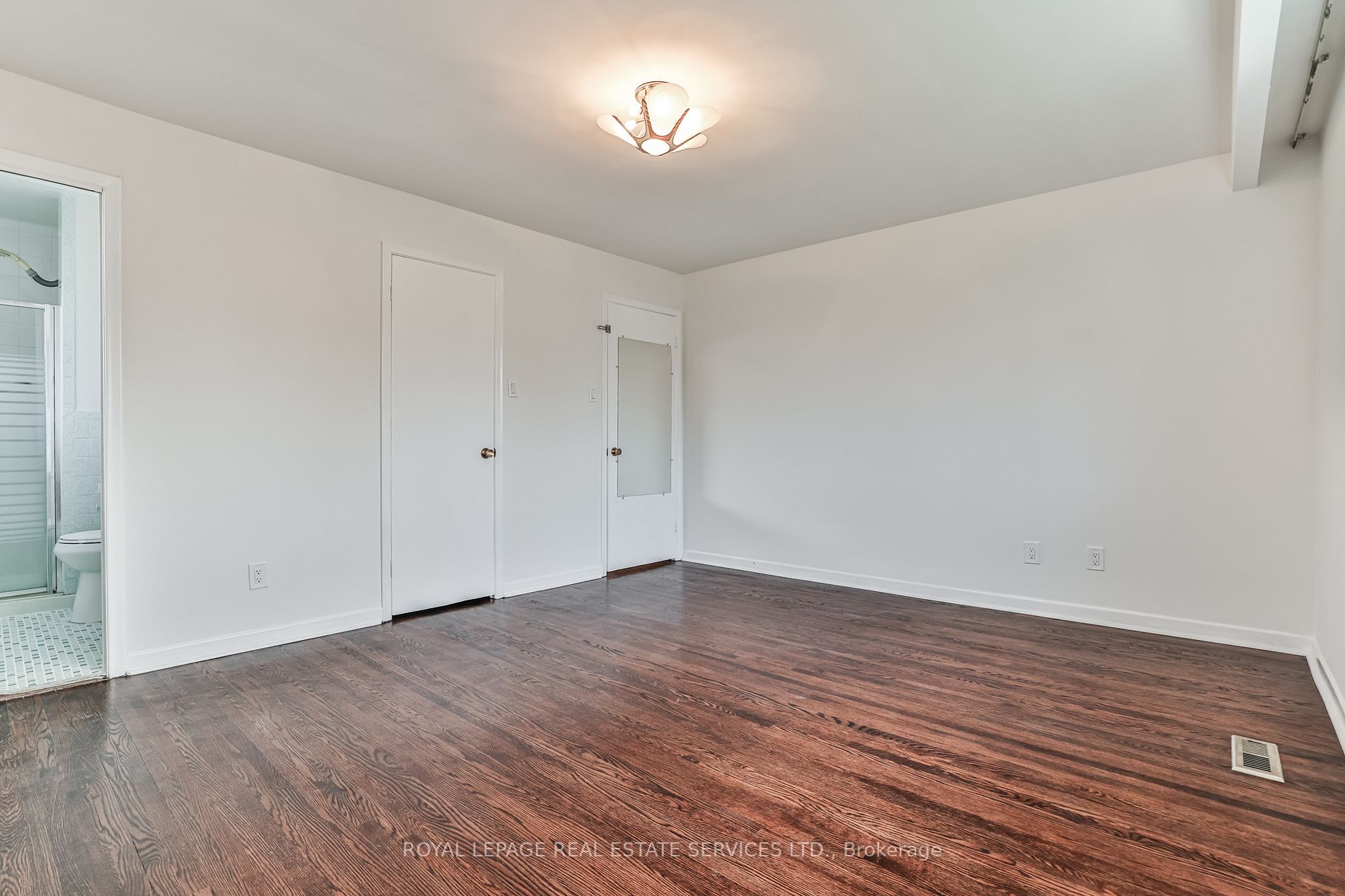 90 Charlton Boulevard