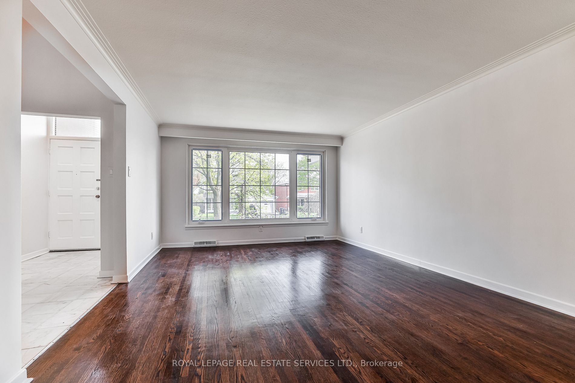 90 Charlton Boulevard