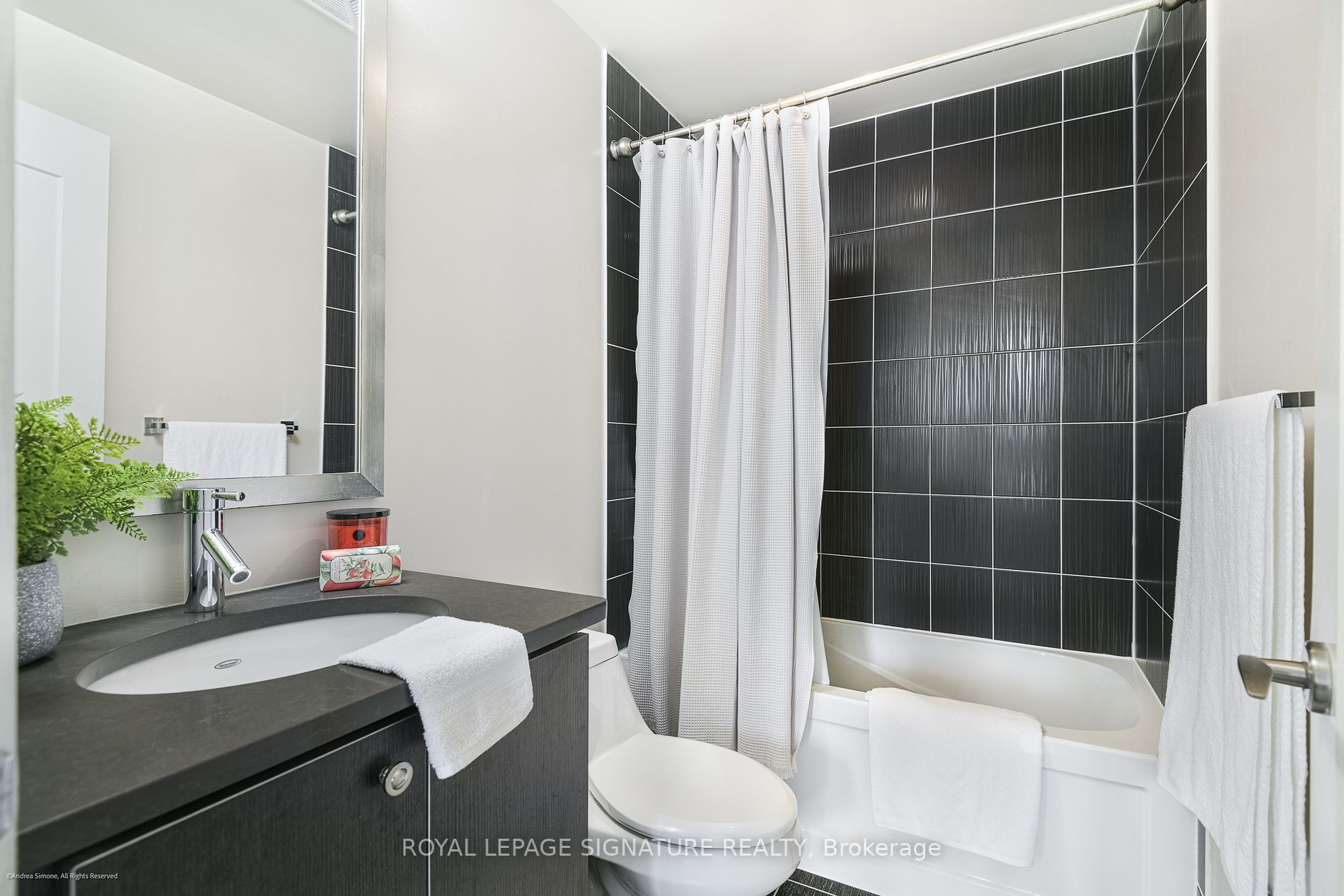 825 Church St, #1107