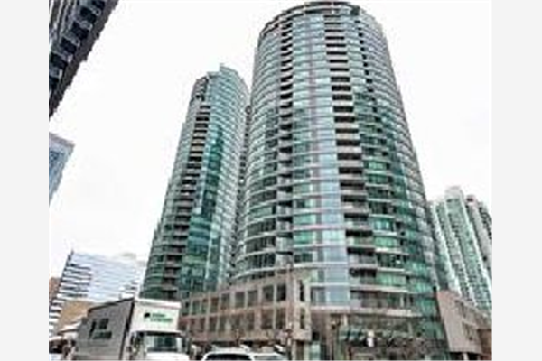 373 Front St W, Toronto