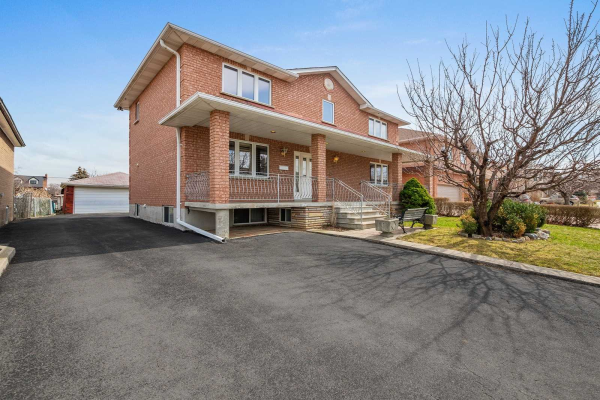 17 Gorman Park Rd, Toronto