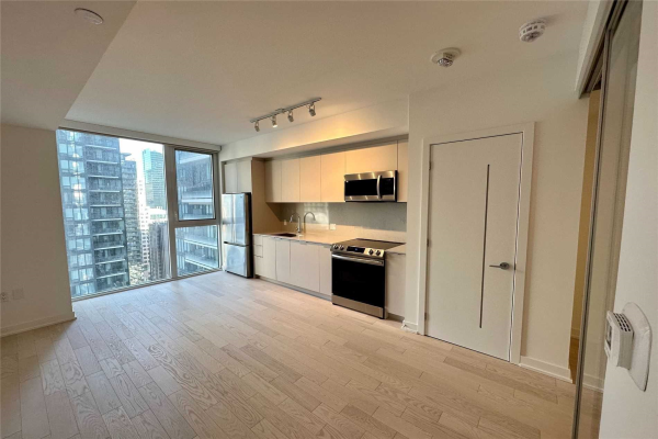 357 King St W, Toronto