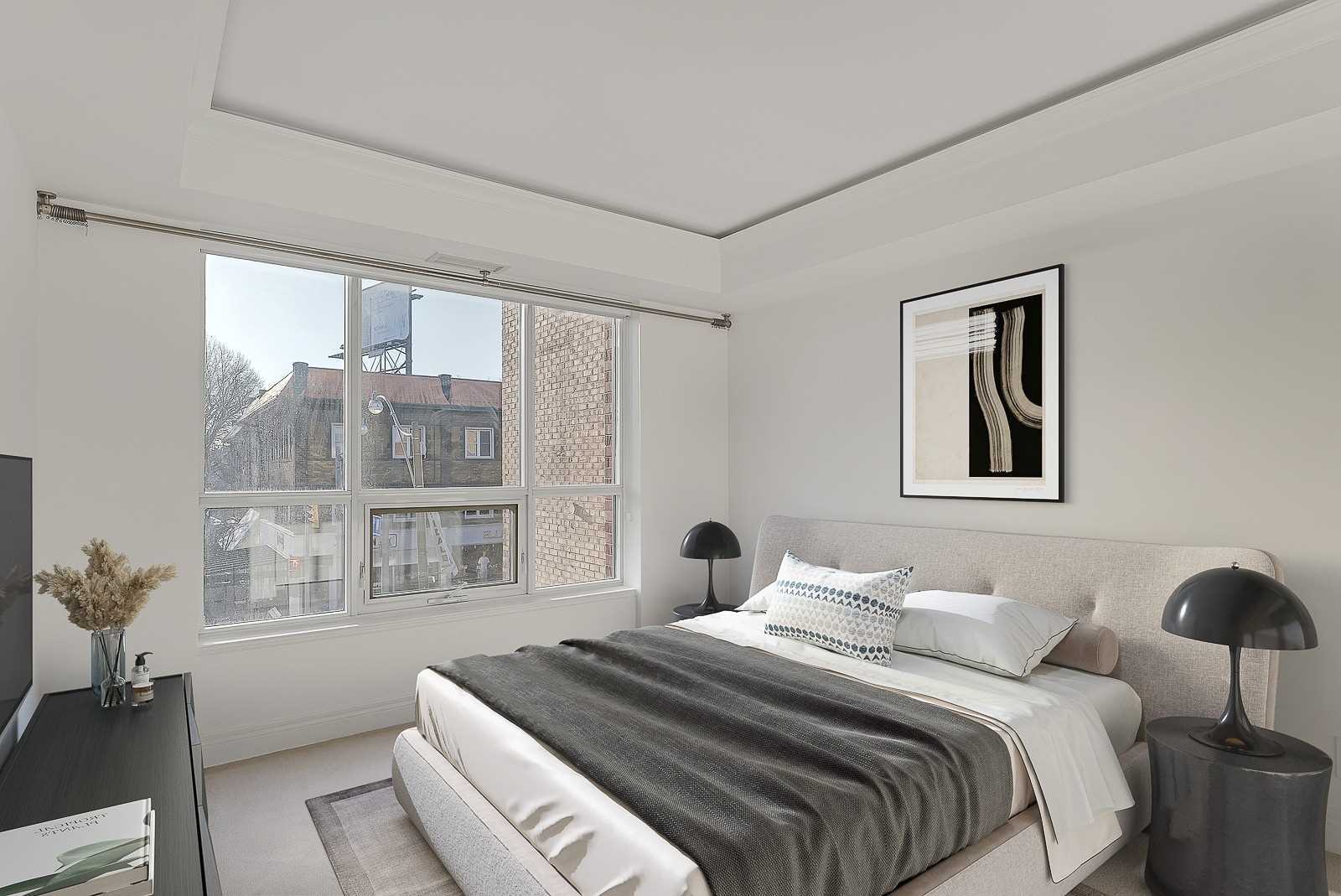 2 Roxborough Street E, #306