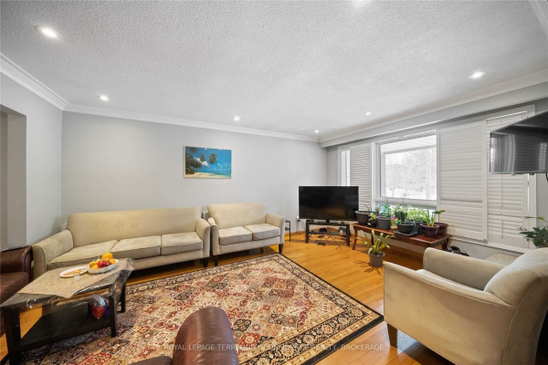 473 Hounslow Ave, Toronto