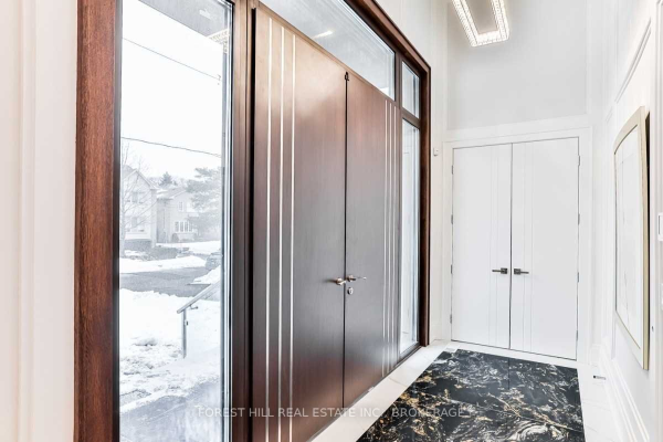 237 Horsham Ave, Toronto