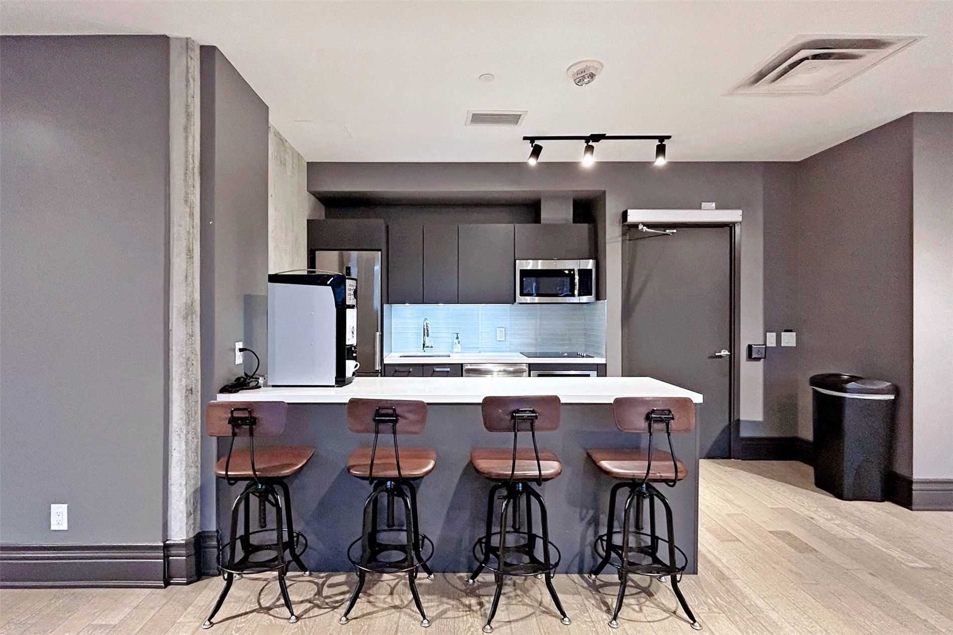 608 Richmond Street W, #1202
