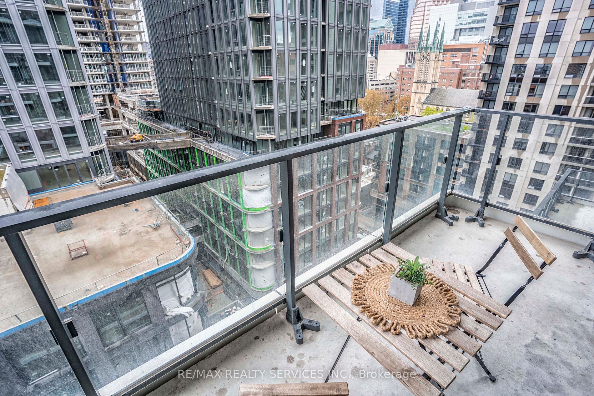 77 Shuter St, #1203