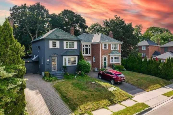 28 Tanager Ave, Toronto