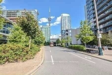 15 Brunel Crt, #312