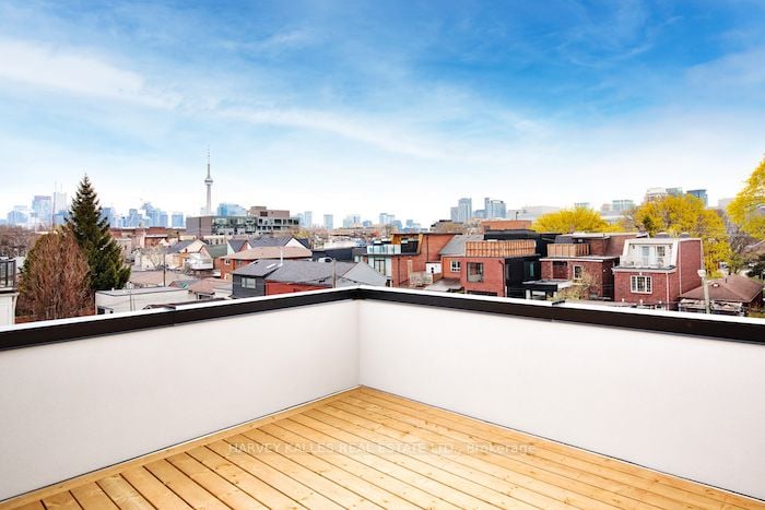61 Foxley St