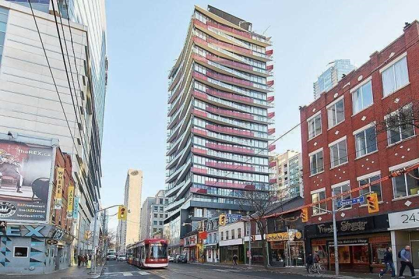 215 Queen St W, Toronto