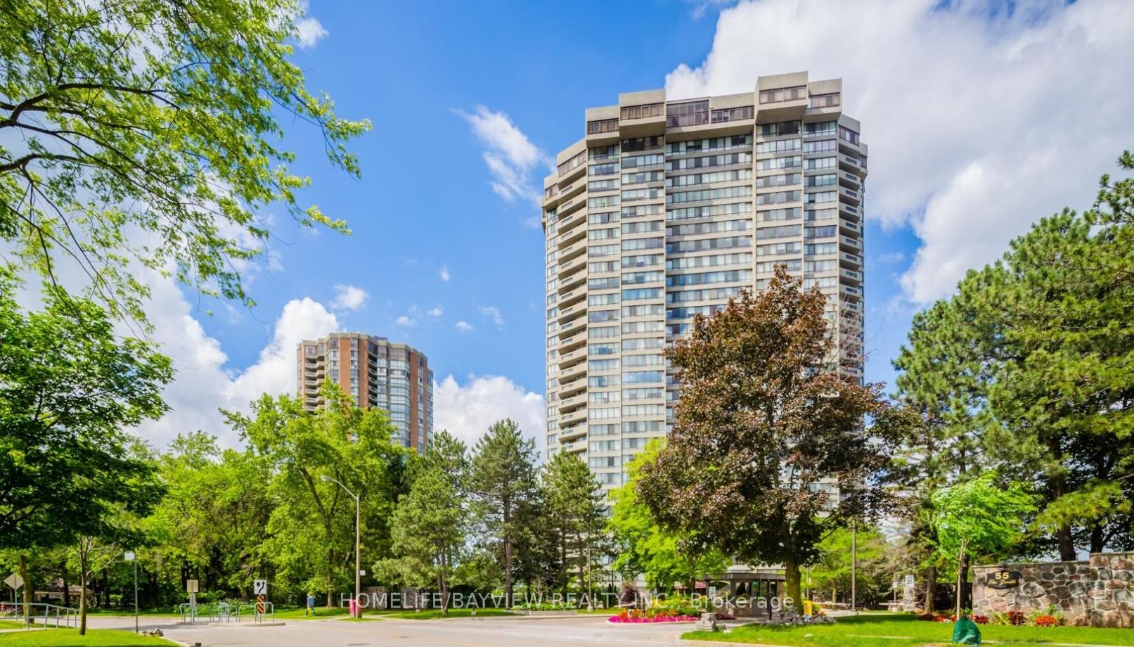 65 Skymark Dr, #1804