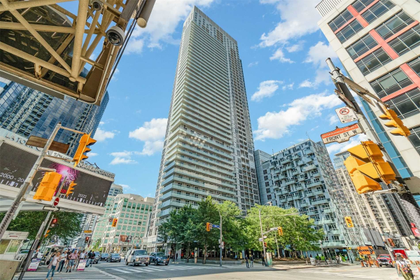 300 Front St, Toronto