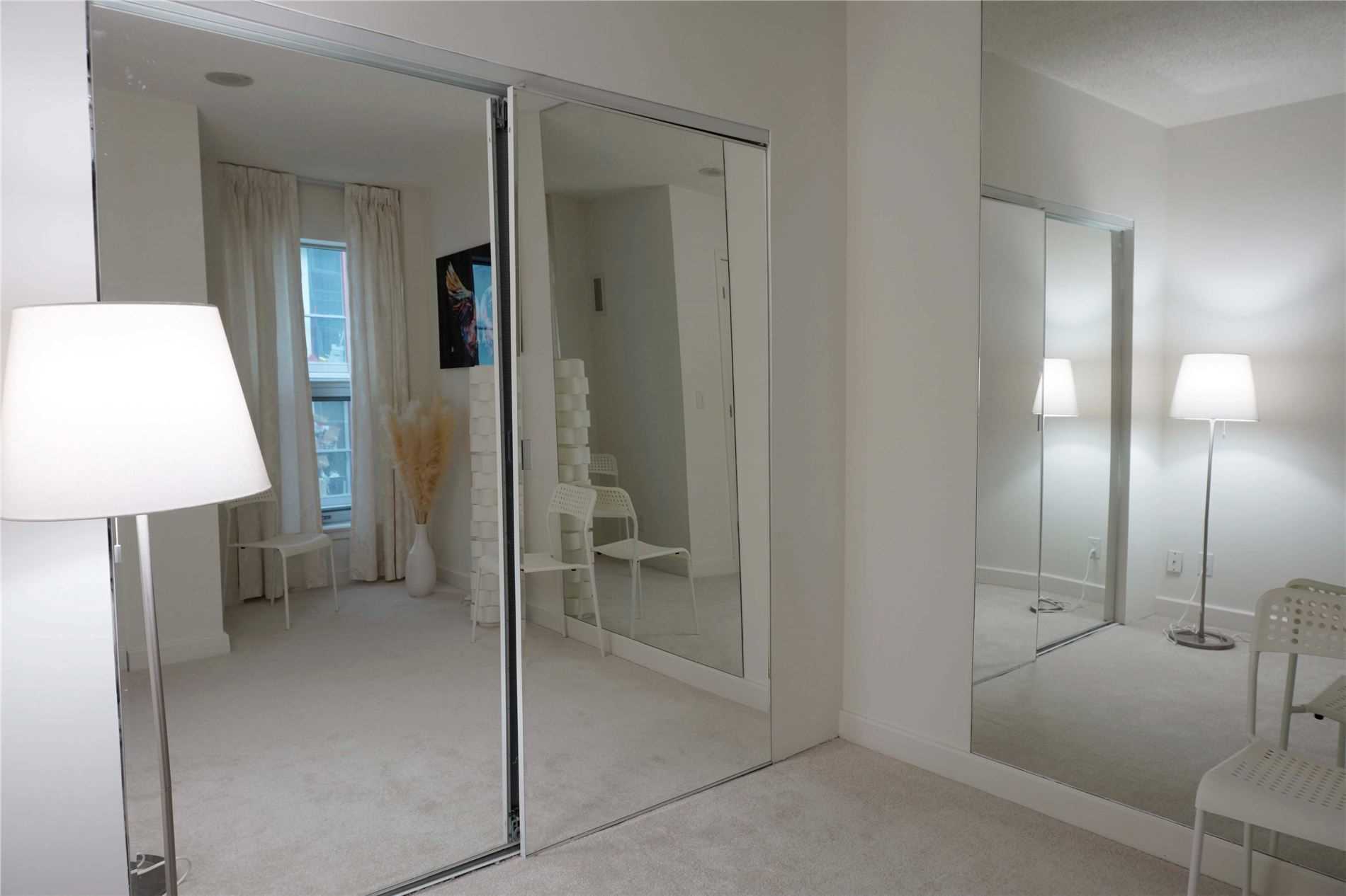 36 Blue Jays Way, #Lph1305