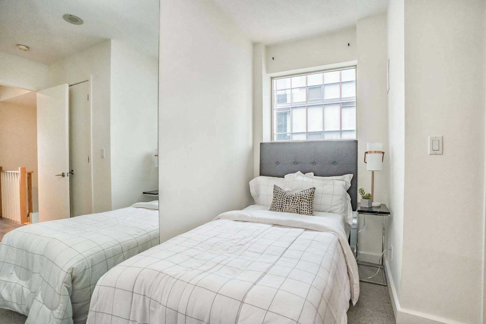 36 Blue Jays Way, #Lph1305