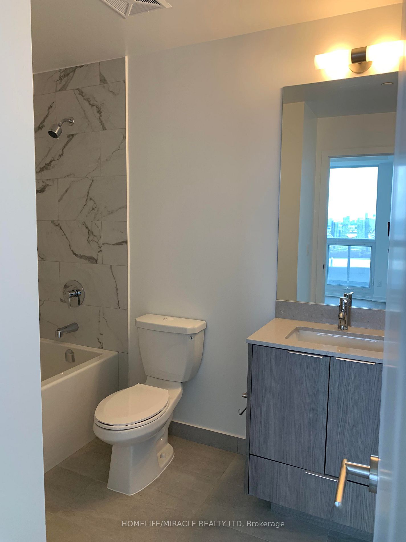 32 Forest Manor Rd, #1811