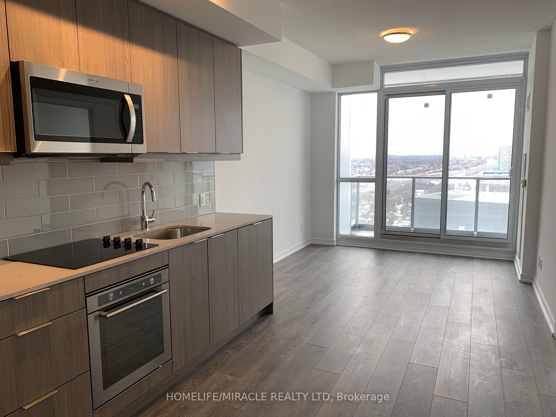32 Forest Manor Rd, #1811