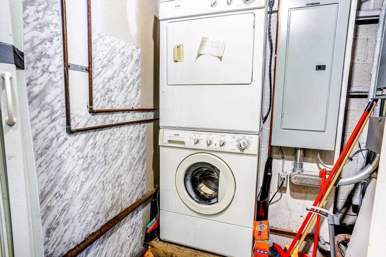 Listing C5966401 - Large Photo # 29