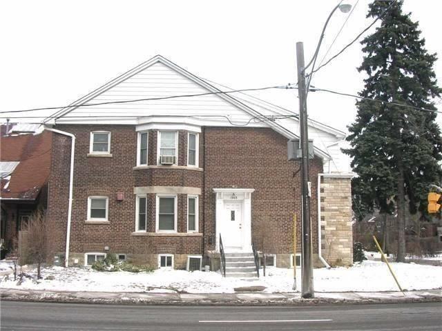 1563 Bathurst Street
