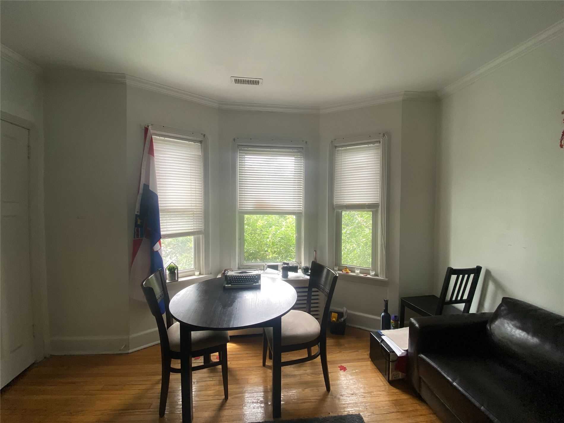 1563 Bathurst Street