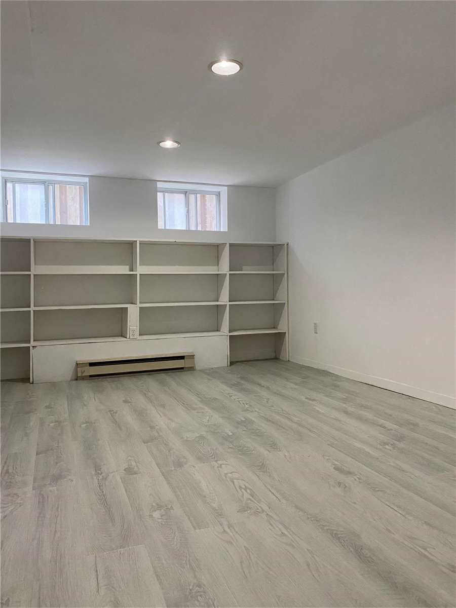 1563 Bathurst Street