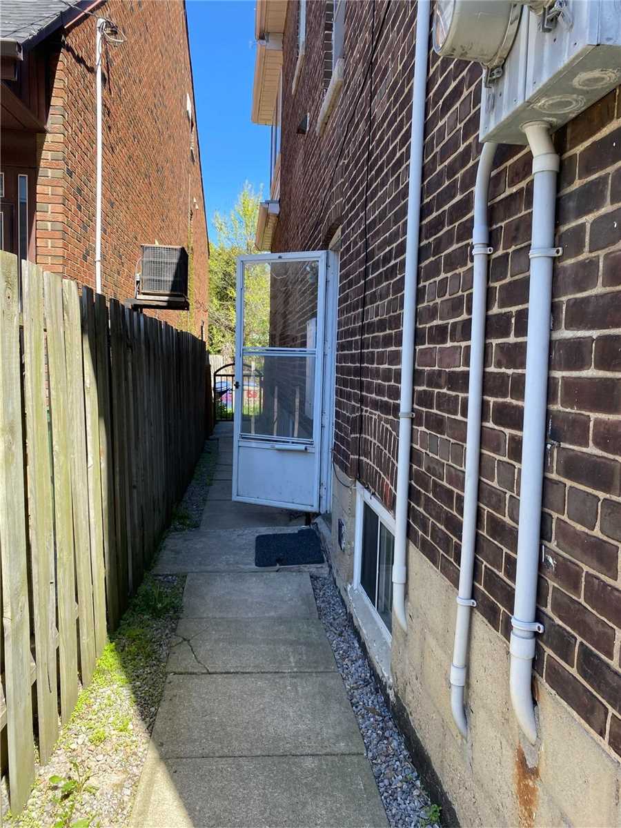 1563 Bathurst Street