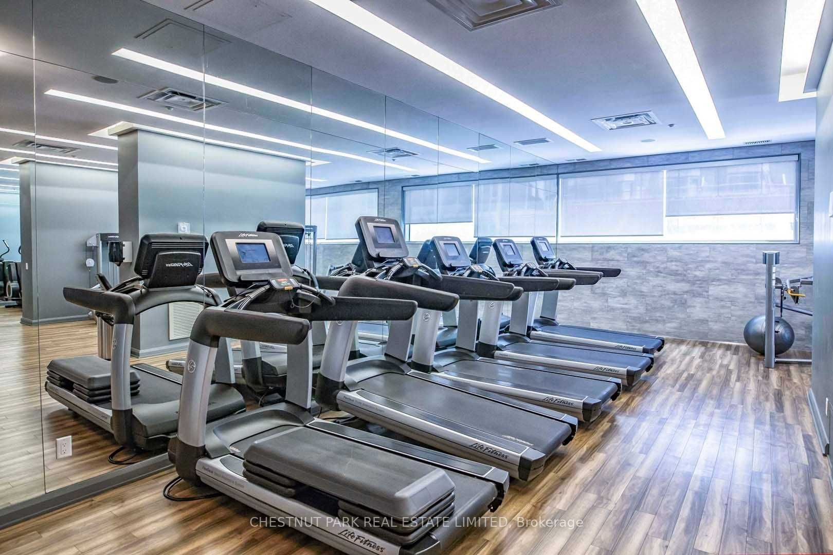 155 Yorkville Ave, #1013